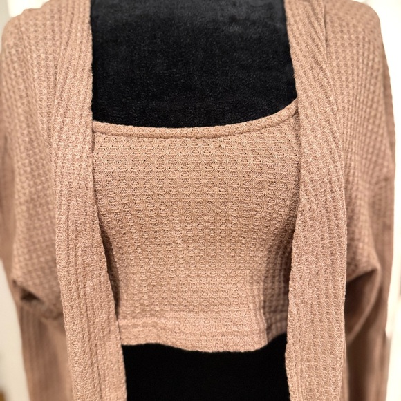 Shein 2-Piece Waffle Knit Lounge Set - Cardigan & Crop Top, Taupe Size Medium - Picture 4 of 5